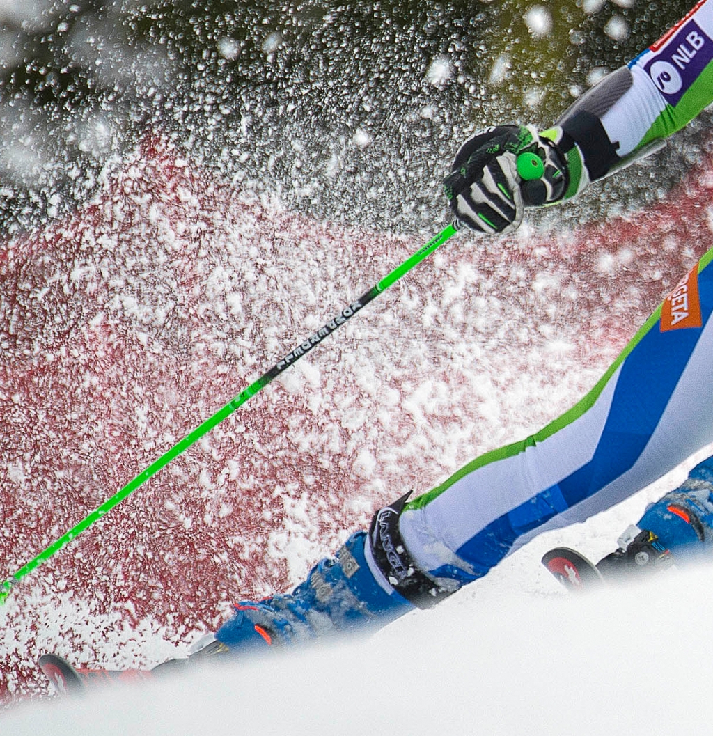 Close up of a ski racers legs